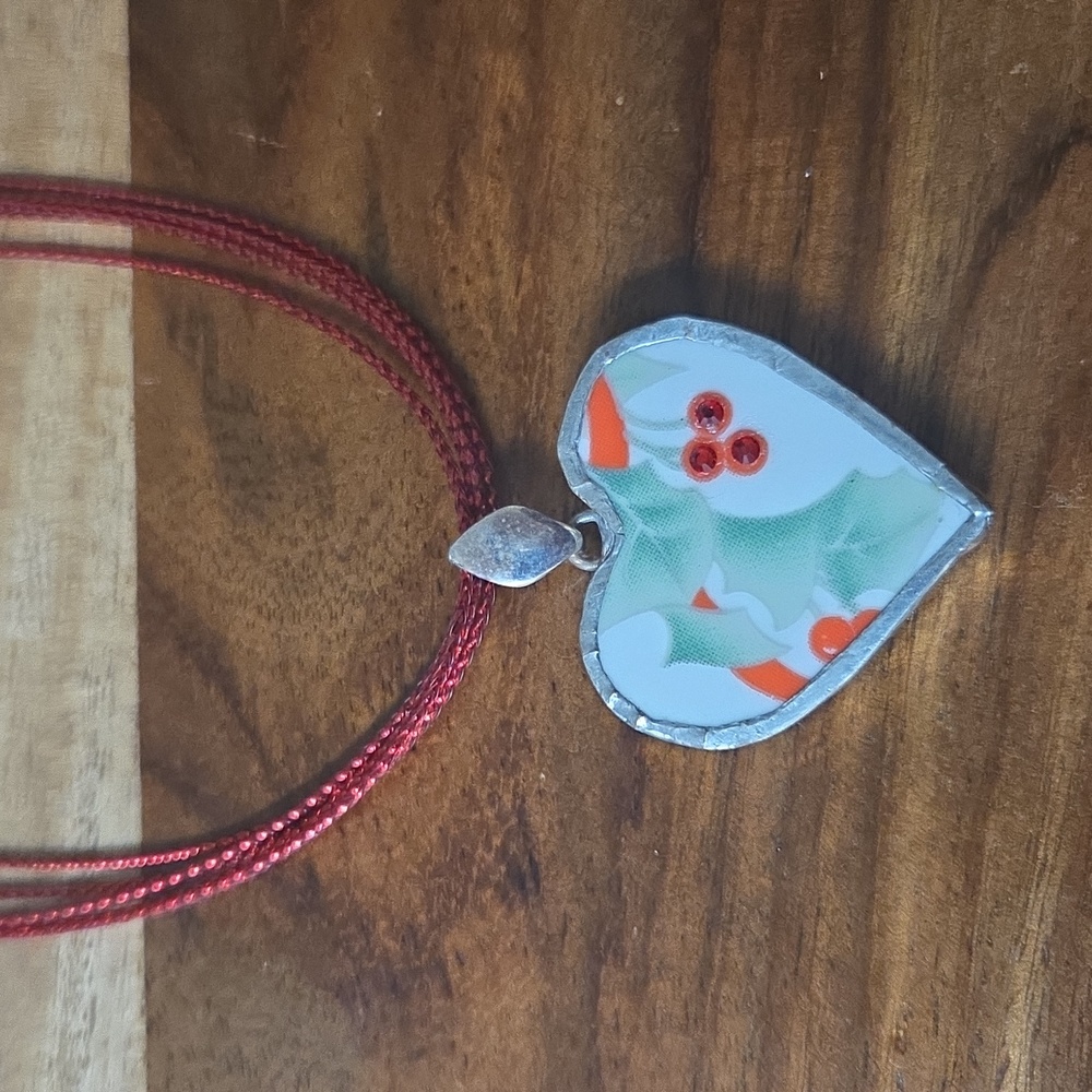 Broken China Christmas Pendant Necklace 18" with 2" extender
